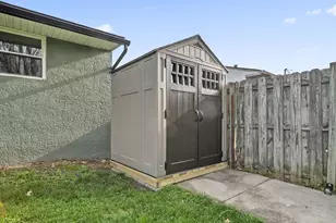 995 E Lincoln Ave, Columbus, OH 43229 - Photo 34