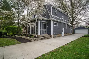 361 E Dunedin Rd, Columbus, OH 43214 - Photo 2