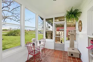 641 E Lincoln Ave, Columbus, OH 43214 - Photo 18