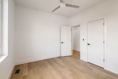 110 E Lafayette Street, Columbus, OH 43215 - Photo 12