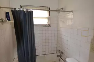 1365 E 22nd Ave, Columbus, OH 43211 - Photo 10