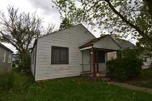 1365 E 22nd Ave, Columbus, OH 43211 - Photo 2