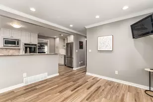 8758 Dunsinane Dr, Dublin, OH 43017 - Photo 18