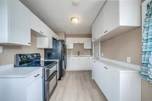 2805 Beulah Rd, Columbus, OH 43211 - Photo 8