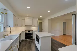 1570 Oakview Dr, Columbus, OH 43235 - Photo 8