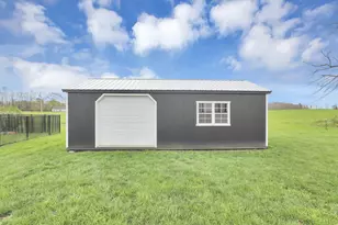 315 Oak St, Centerburg, OH 43011 - Photo 56