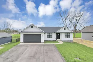 315 Oak St, Centerburg, OH 43011 - Photo 62