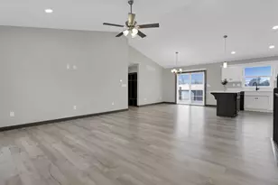315 Oak St, Centerburg, OH 43011 - Photo 10