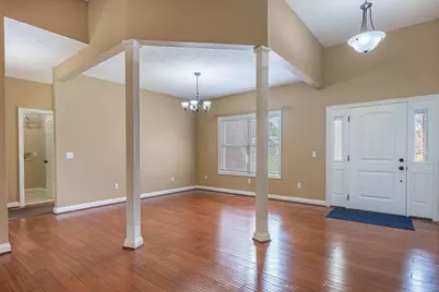 2027 Liberty Court, Xenia, OH 45385 - Photo 4