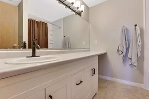 5876 Waterview Dr, Hilliard, OH 43026 - Photo 14