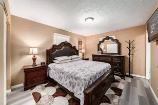 1914 Walden Dr, Columbus, OH 43229 - Photo 18