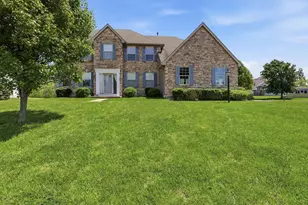8104 Amanda Northern Rd NW, Canal Winchester, OH 43110 - Photo 2