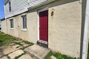 56 Florence Ave, Columbus, OH 43228 - Photo 6