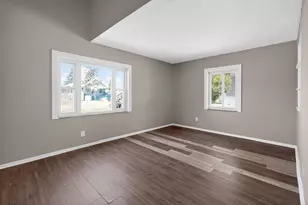 56 Florence Ave, Columbus, OH 43228 - Photo 10