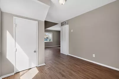 56 Florence Avenue, Columbus, OH 43228 - Photo 8