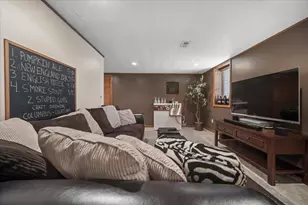 7858 Astra Cir, Reynoldsburg, OH 43068 - Photo 74