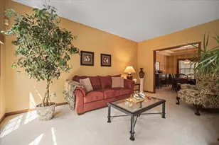 7858 Astra Cir, Reynoldsburg, OH 43068 - Photo 20