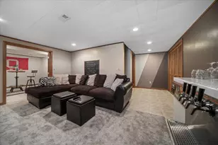 7858 Astra Cir, Reynoldsburg, OH 43068 - Photo 72