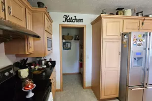 1123 Hillcrest Dr, Bucyrus, OH 44820 - Photo 8