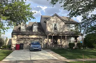 165 Wyckshire Dr, Pataskala, OH 43062 - Photo 2