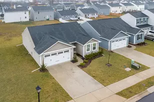 195 Skyway Dr, Springfield, OH 45505 - Photo 2