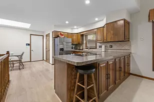 6696 Maplebrook Ln, Columbus, OH 43235 - Photo 18