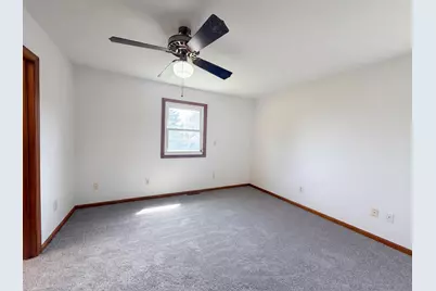 610 Executive Boulevard, Delaware, OH 43015 - Photo 14