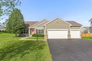 217 Warbler Ct, Pickerington, OH 43147 - Photo 2