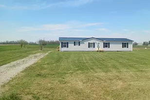 4200 Camp Grove Rd SE, Washington Court House, OH 43160 - Photo 2