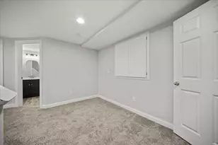 374 Rosewood Ct, Powell, OH 43065 - Photo 32