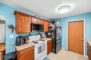 225 N Jefferson Ave, Urbana, OH 43078 - Photo 10