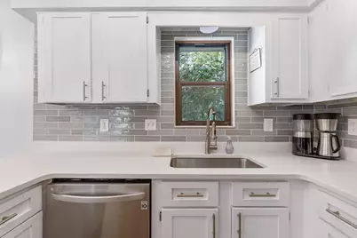 5038 Shannonbrook Drive, Columbus, OH 43221 - Photo 10