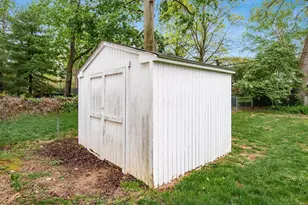 108 N Stanwood Rd, Bexley, OH 43209 - Photo 48