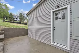 318 N Pleasant St, New Lexington, OH 43764 - Photo 24