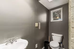 87 N Orchard St, Logan, OH 43138 - Photo 24