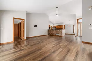 2513 Vi-Lilly Cir E, Grove City, OH 43123 - Photo 14
