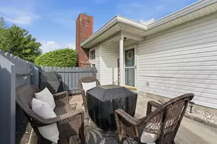 640 Lazelle Rd, Columbus, OH 43240 - Photo 6