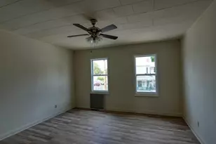 1222B Blaine Ave, Cambridge, OH 43725 - Photo 6