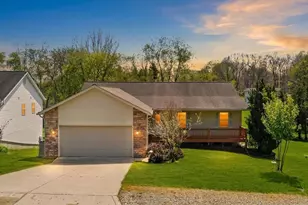 151 Heatherwood Dr, Howard, OH 43028 - Photo 1