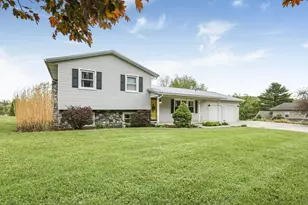 10647 Wilkins Run Rd NE, Newark, OH 43055 - Photo 2