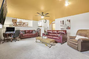 10647 Wilkins Run Rd NE, Newark, OH 43055 - Photo 24