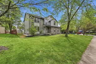 565 Peach St, Westerville, OH 43082 - Photo 2