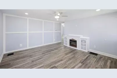 2550 East Avenue, Columbus, OH 43202 - Photo 6