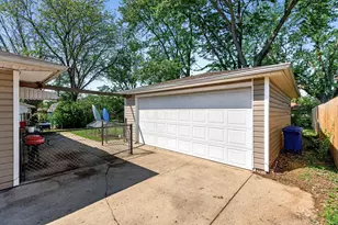 1159 Share Dr, Dayton, OH 45432 - Photo 24