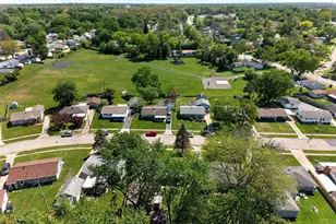 1159 Share Dr, Dayton, OH 45432 - Photo 40