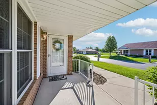 500 Eldon Dr, West Jefferson, OH 43162 - Photo 2
