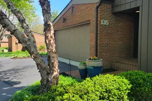 135 Glen Cir, Worthington, OH 43085 - Photo 4