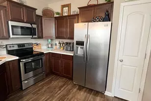 5652 Long Branch Pl, Columbus, OH 43228 - Photo 6