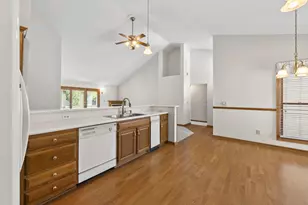 2617 Vi-Lilly Cir W, Grove City, OH 43123 - Photo 10