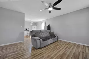 1976 Westfield Dr S, Columbus, OH 43223 - Photo 6